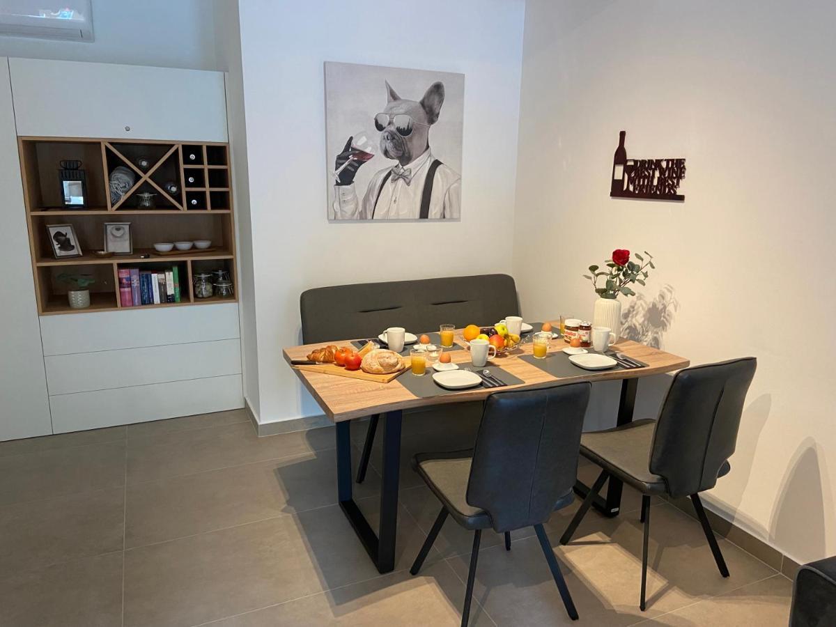 Apartment Lucie โพลมิน ภายนอก รูปภาพ