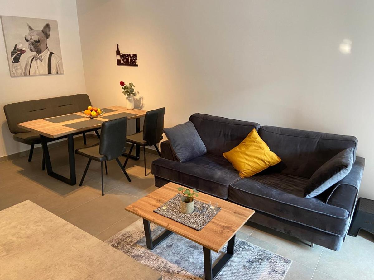 Apartment Lucie โพลมิน ภายนอก รูปภาพ